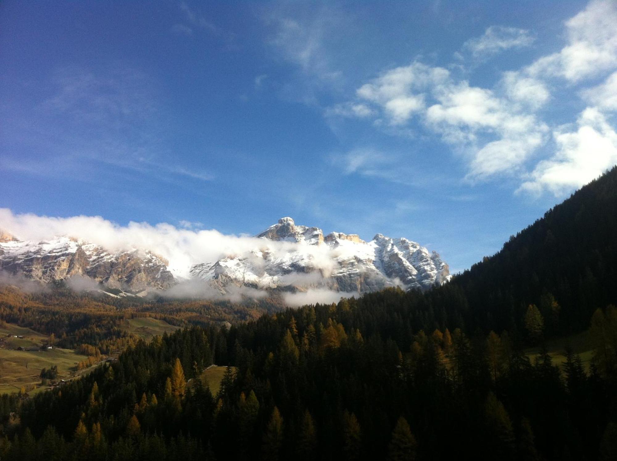 Garnì La Tranquillitè Hotel Corvara In Badia Esterno foto