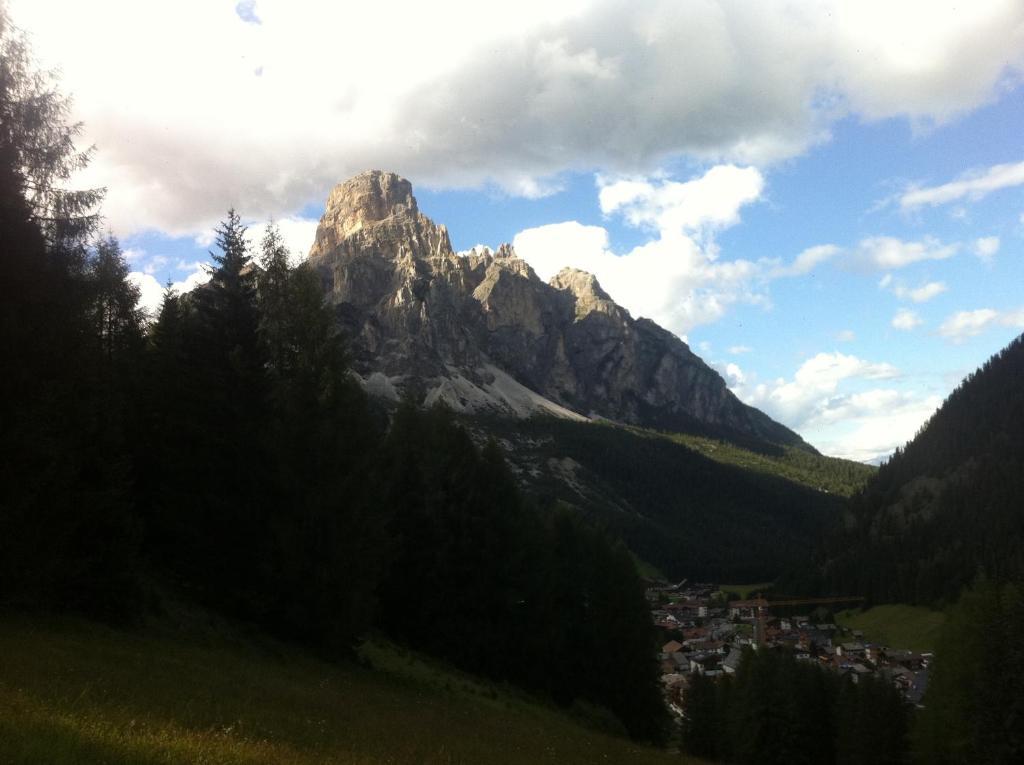 Garnì La Tranquillitè Hotel Corvara In Badia Esterno foto