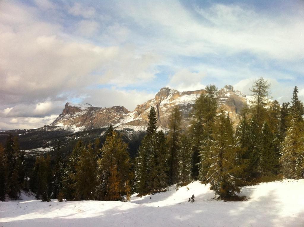 Garnì La Tranquillitè Hotel Corvara In Badia Esterno foto